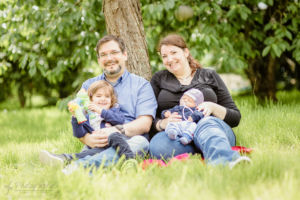 Familienfotograf - Familienfoto Familienfotograf - Familienfoto - Gruppenbild